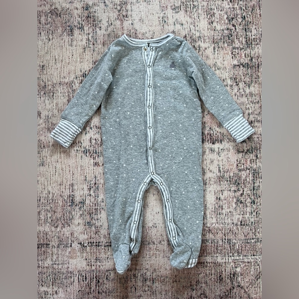 GAP Gray One Piece Footies with Enclosed Feet